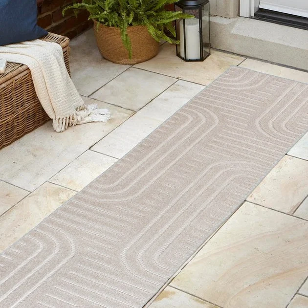 Anders High-Low Mid-Century Modern Arch Stripe Two-Tone 2' x 8' Indoor/Outdoor Runner Rug - White/Cream