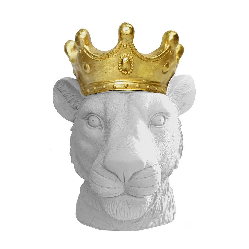Sagebrook Home Resin 16" Lioness W/ Crown, White
