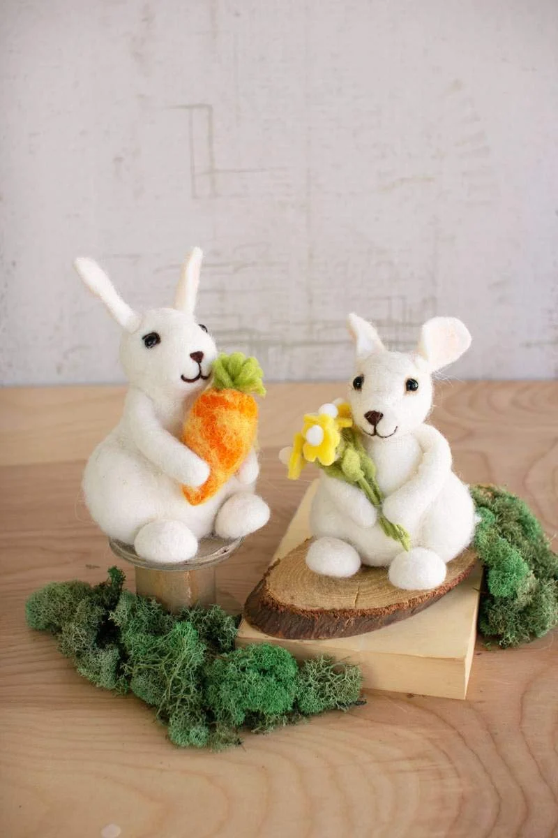 Kalalou CHB2153 Felt Rabbits with Carrot and Flowers