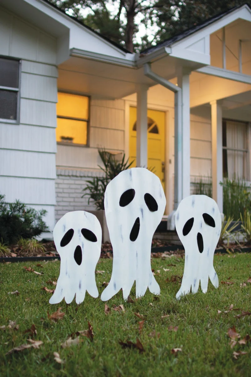 Halloween Ghost Yard Decorations – Set of 3 Metal Figures by Kalalou