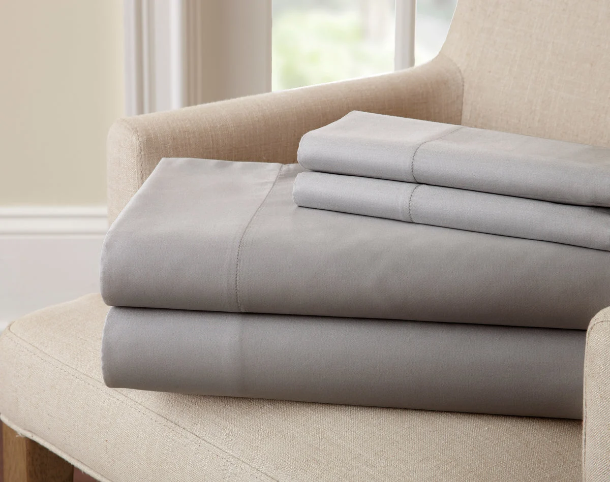 The Urban Port Sassuolo 4 Piece Bamboo Rich California King Sheet Set with 220 Thread Count, Gray