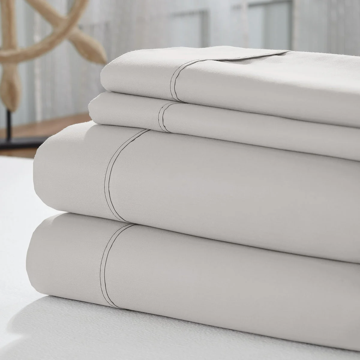 Como 4 Piece 1800 Thread Count Queen Size Cotton Sheet Set The Urban Port, Silver