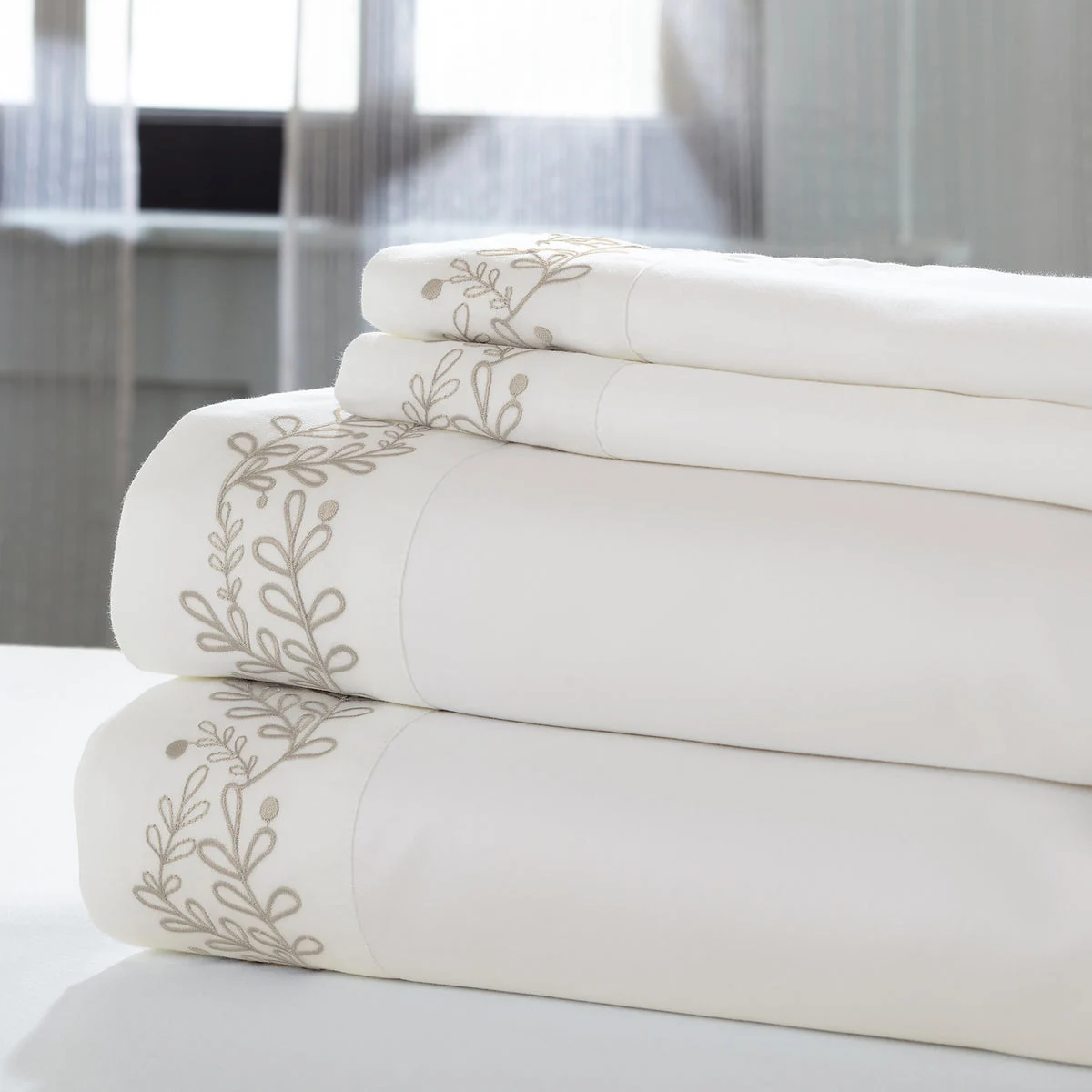 Turin 4 Piece Full Size Leaf Hem Cotton Sheet Set The Urban Port, White and Beige