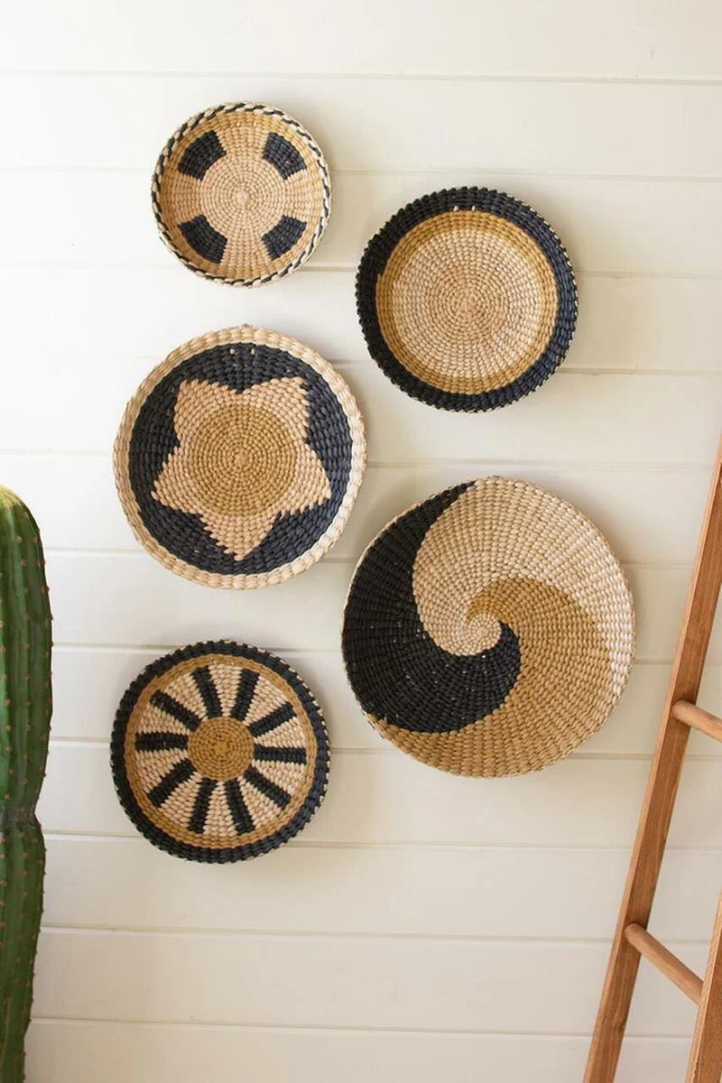 Kalalou CCH1167 Rattan Wood Round Seagrass Platters Set of 5