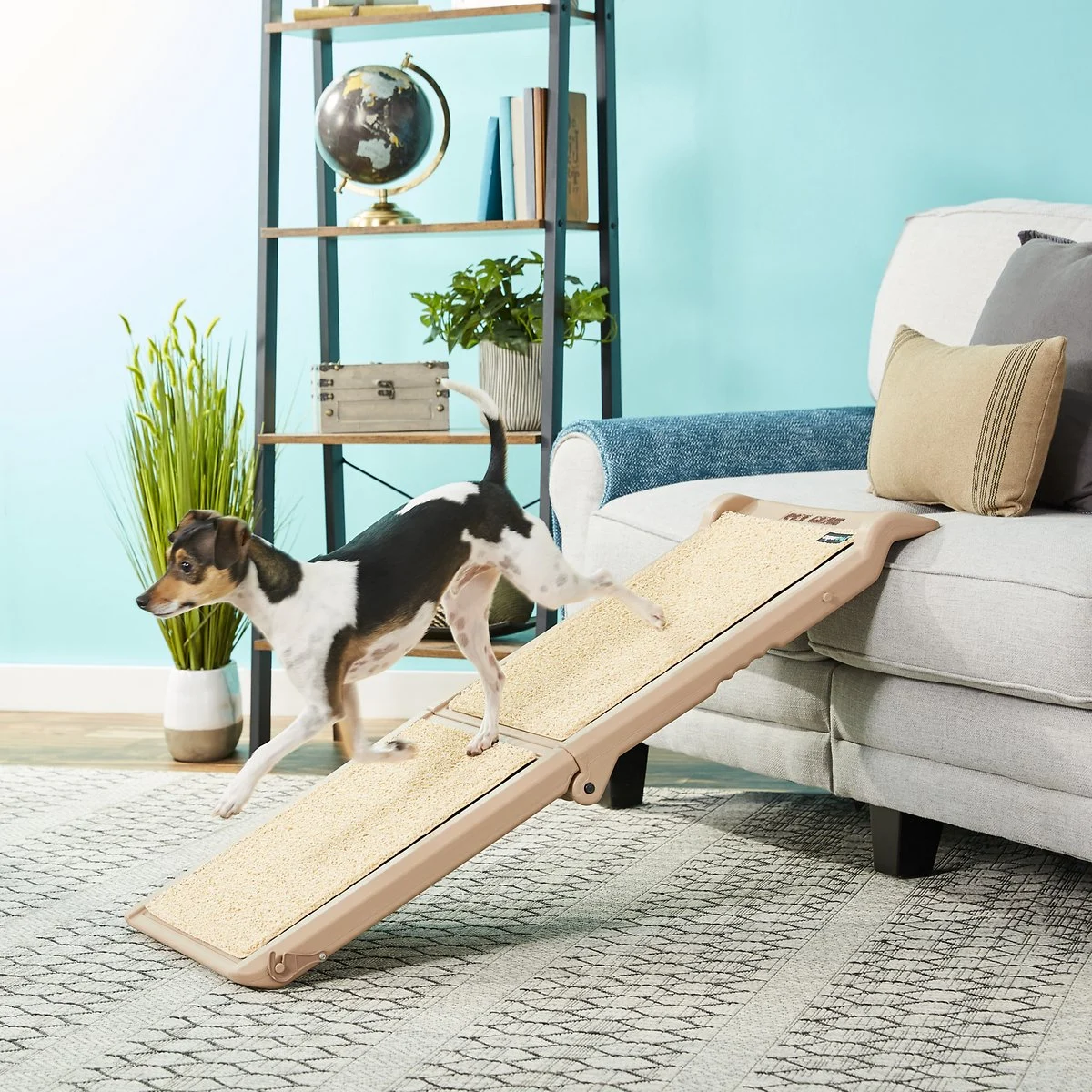 Pet Gear Short Bi-Fold Dog Car Ramp, Tan
